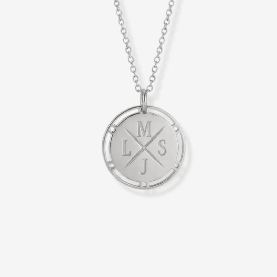 Medaillon Halskette mit Initialen