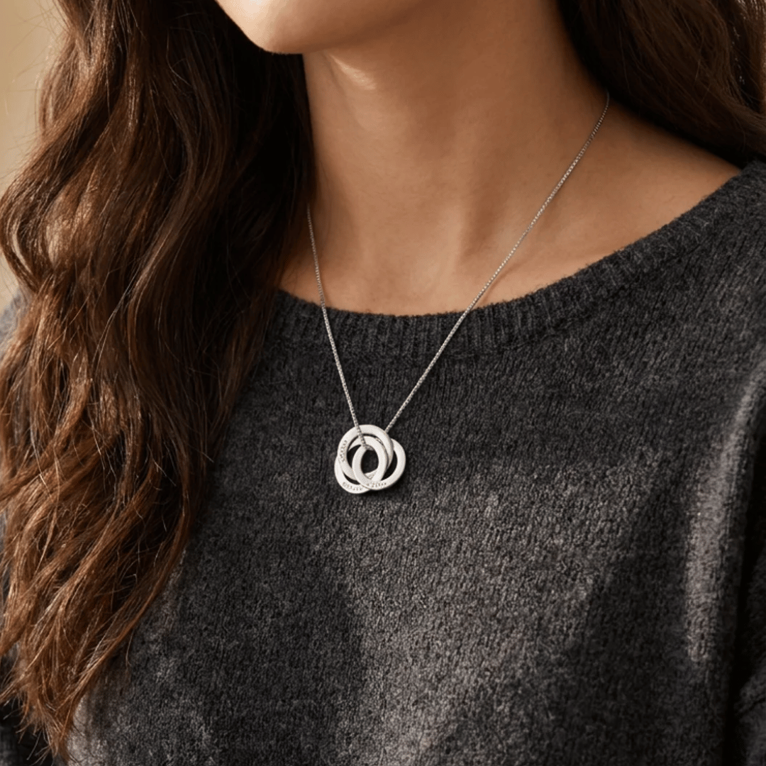 Ringkette mit gravierten Namen